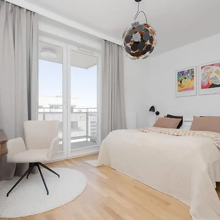 Luxury Four Bedroom Apartment With Parking & Balcony In Mokotow By Renters Prestige Warszawa Zewnętrze zdjęcie