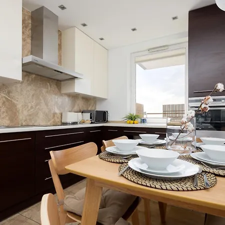Luxury Four Bedroom Apartment With Parking & Balcony In Mokotow By Renters Prestige Warszawa Zewnętrze zdjęcie