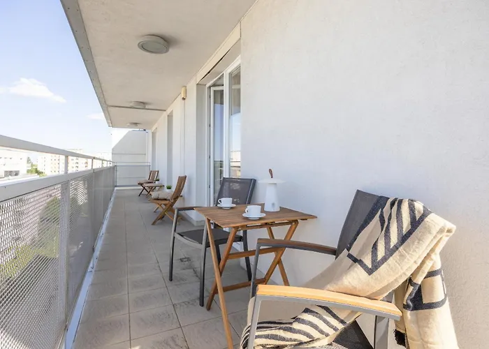 Luxury Four Bedroom Apartment With Parking & Balcony In Mokotow By Renters Prestige