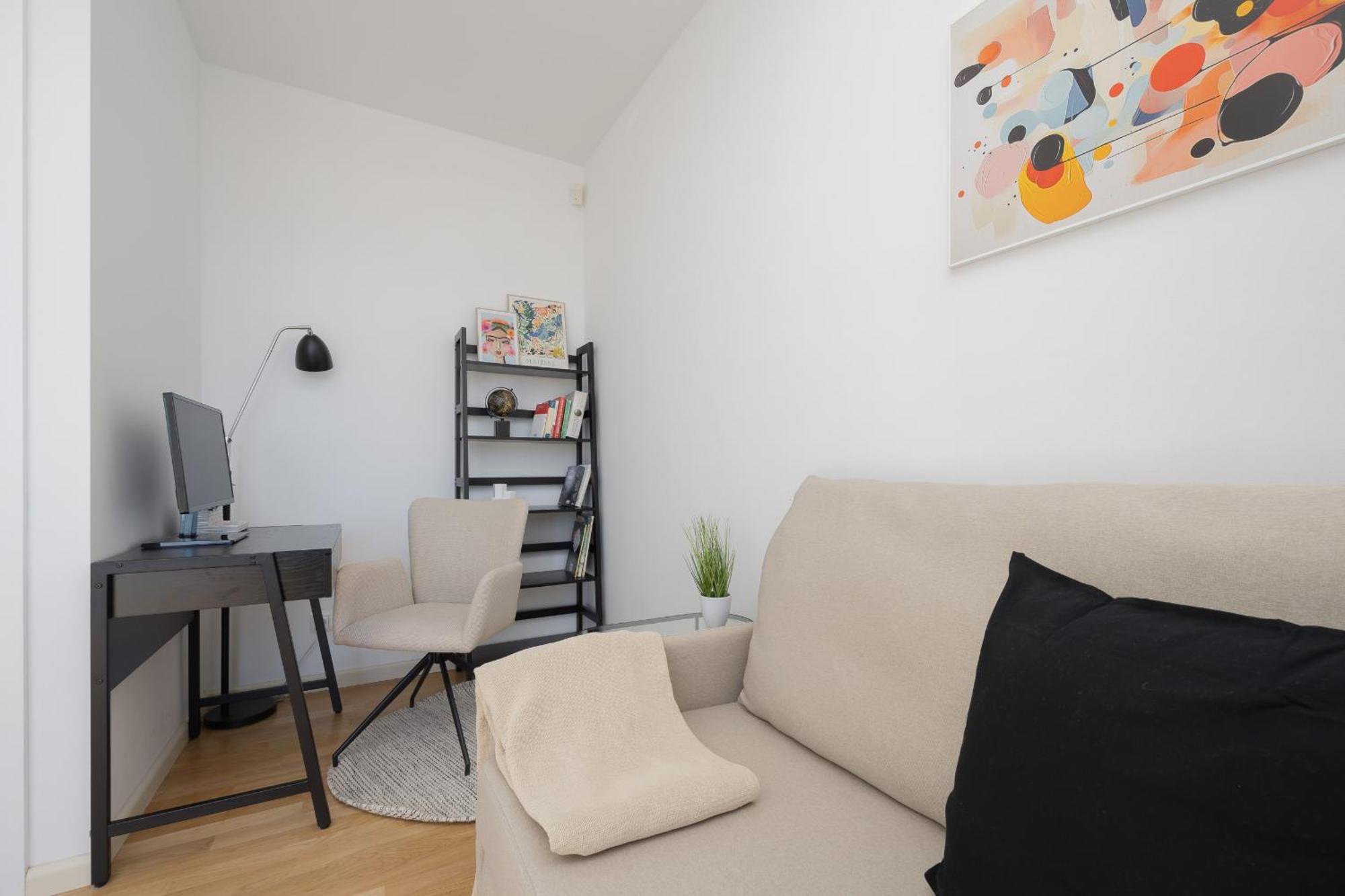 Luxury Four Bedroom With Parking & Balcony In Mokotow By Renters Prestige Apartment