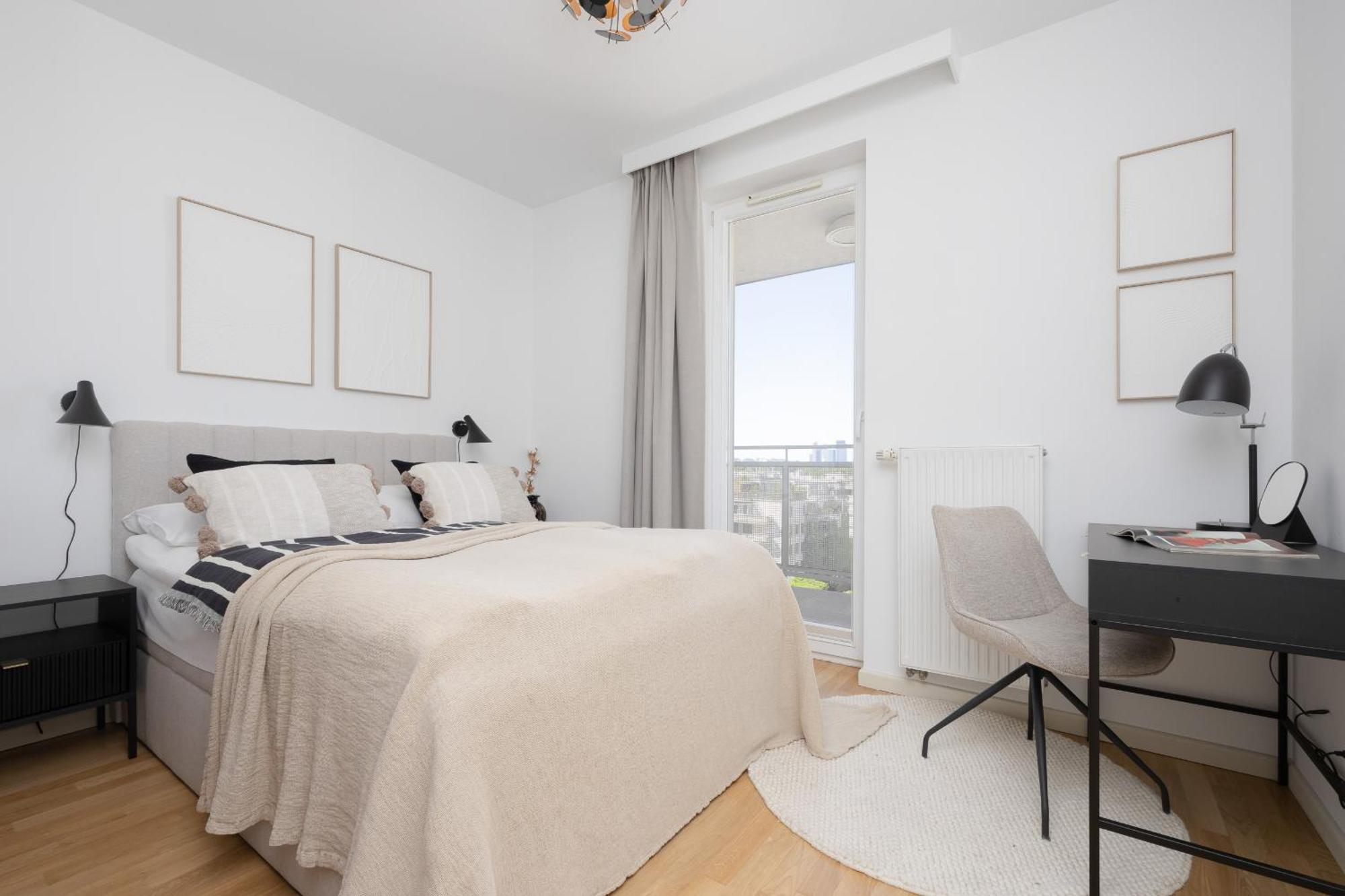 Luxury Four Bedroom With Parking & Balcony In Mokotow By Renters Prestige * Warsaw