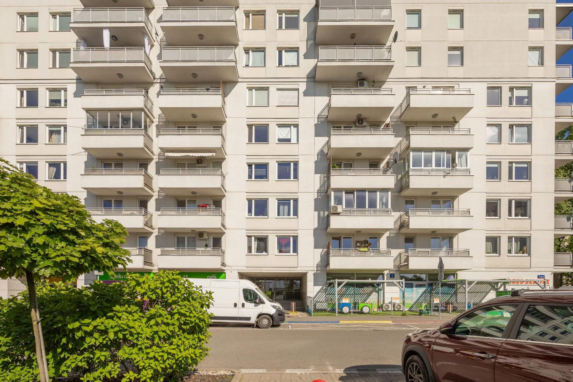 Appartamento Luxury Four Bedroom With Parking & Balcony In Mokotow By Renters Prestige