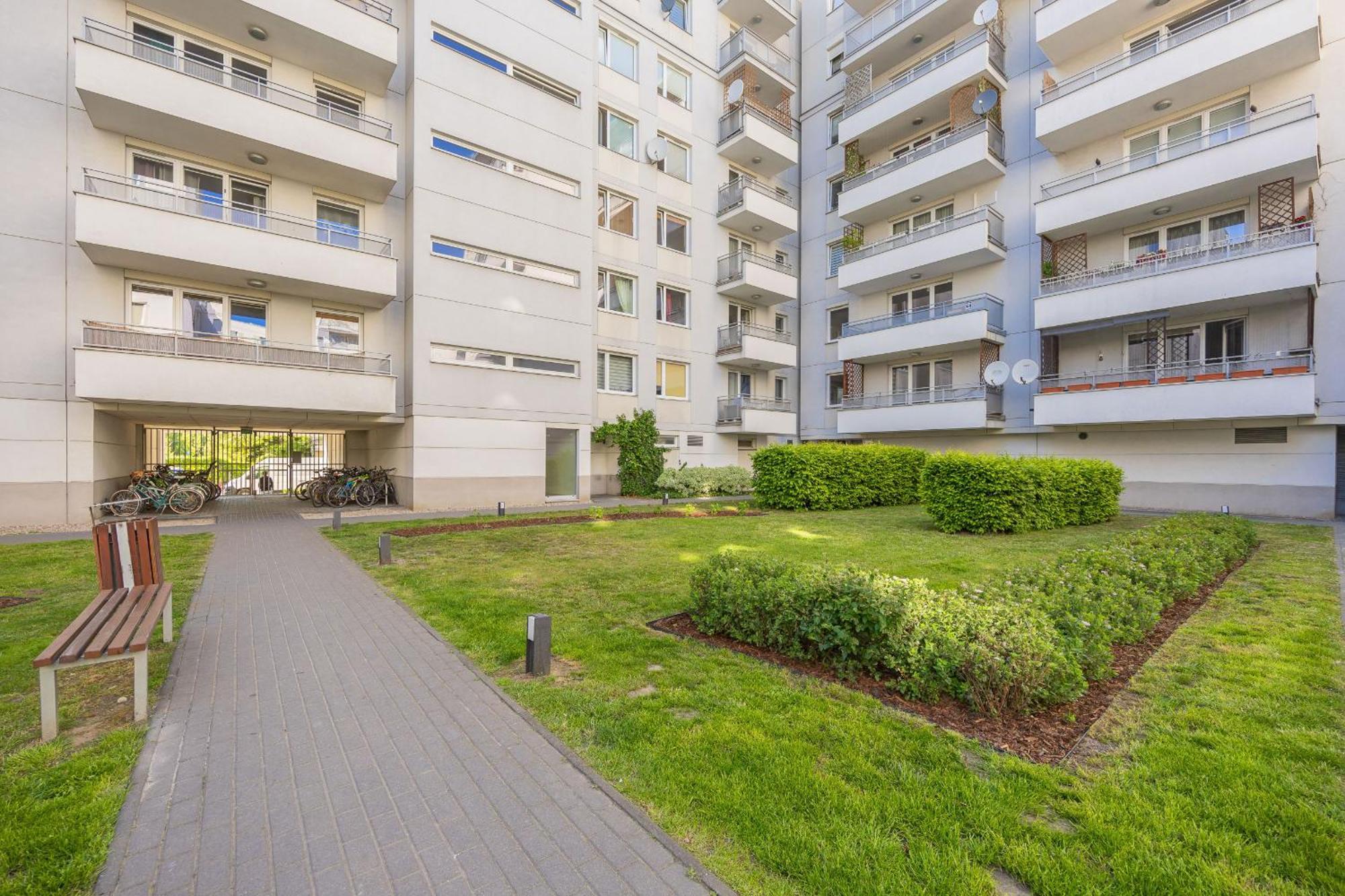 Appartamento Luxury Four Bedroom With Parking & Balcony In Mokotow By Renters Prestige *