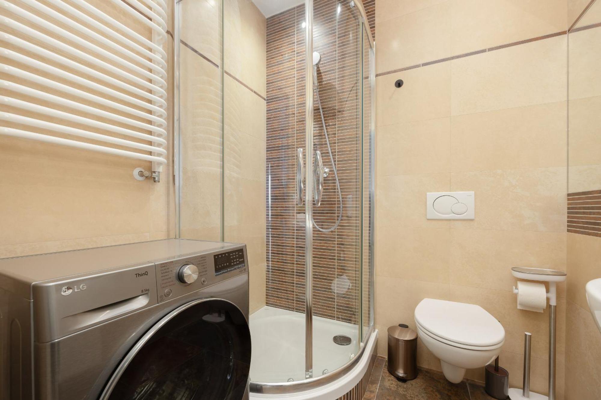 Luxury Four Bedroom With Parking & Balcony In Mokotow By Renters Prestige *