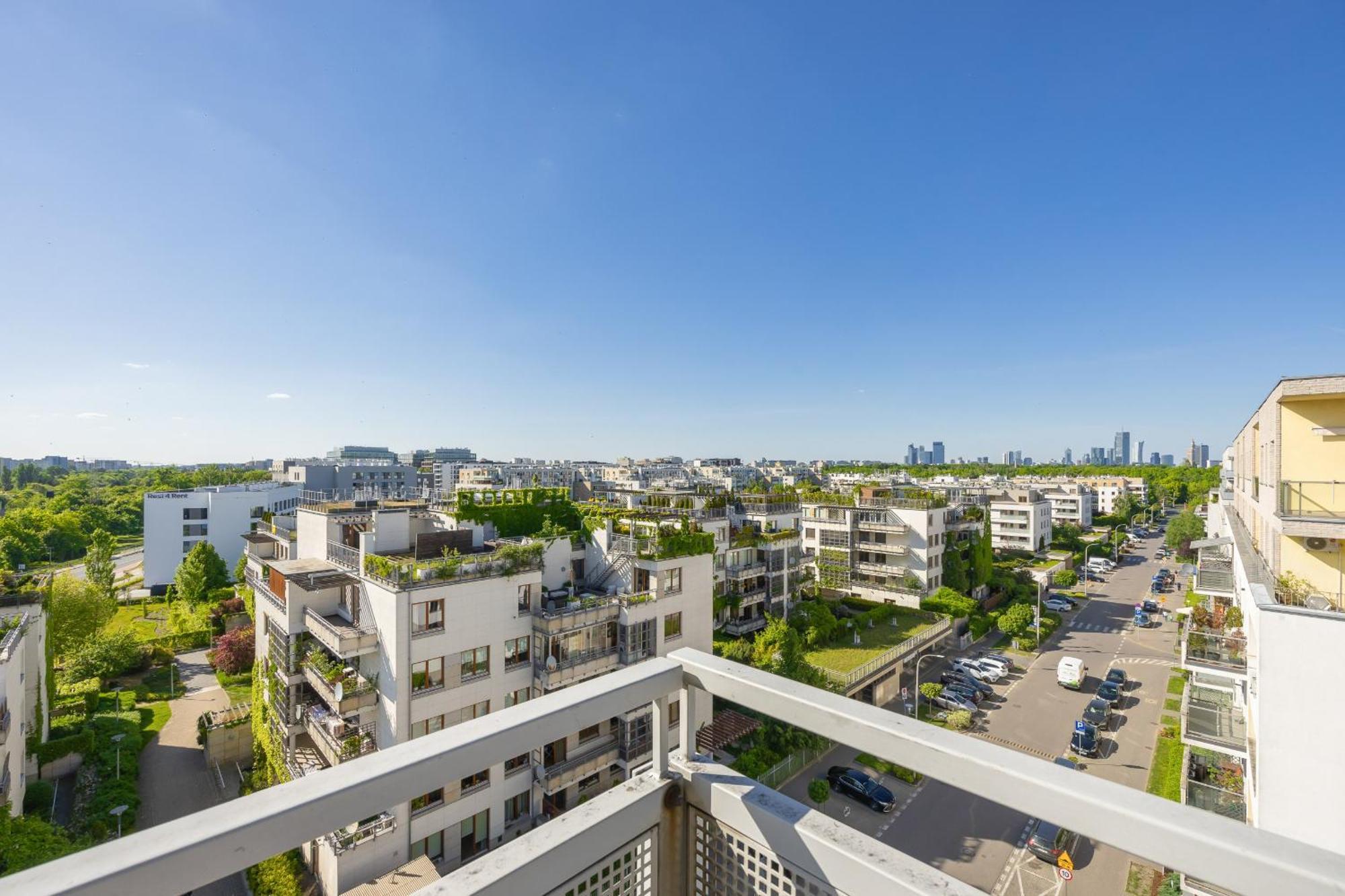 Luxury Four Bedroom With Parking & Balcony In Mokotow By Renters Prestige Leilighet *